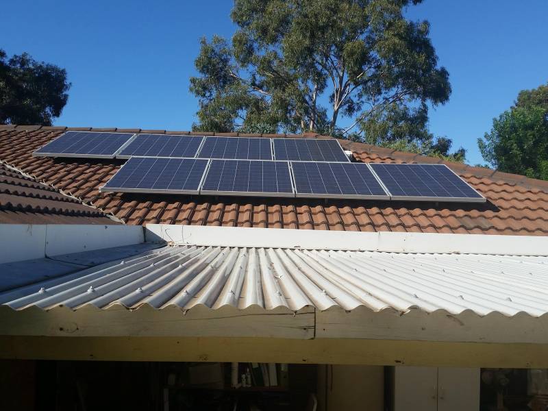 Installation panneaux photovoltaïques 6 kWc maison avec piscine Aix-en-Provence – France SAV Solaire devis gratuit et aides disponibles